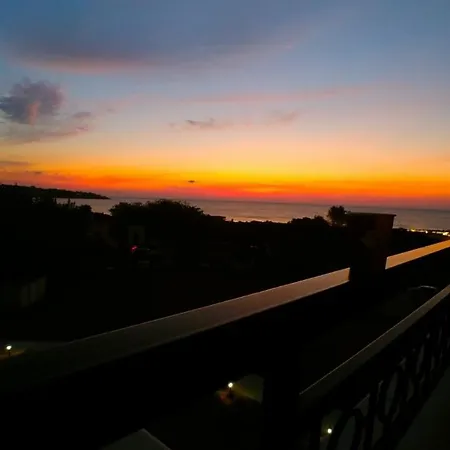 Life Sunrise Apartment